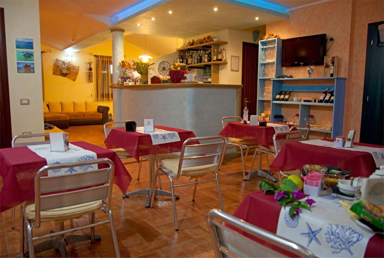 Hotel Le Sabbie Calasetta Exterior foto