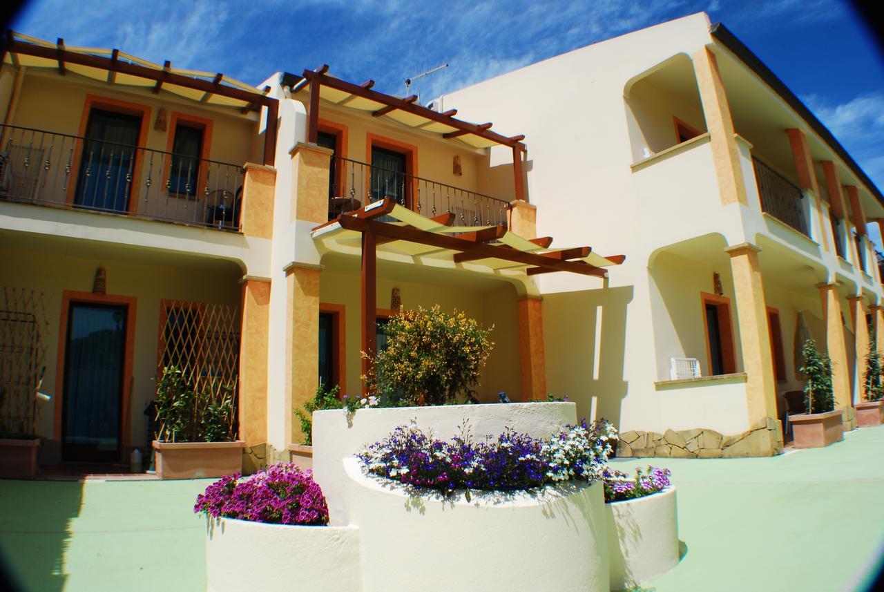Hotel Le Sabbie Calasetta Exterior foto